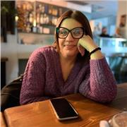 Sono una studentessa e lavoratrice di 23 anni.ho pregressa esperienza di aiuto compiti con ragazzi della scuola elementare e media